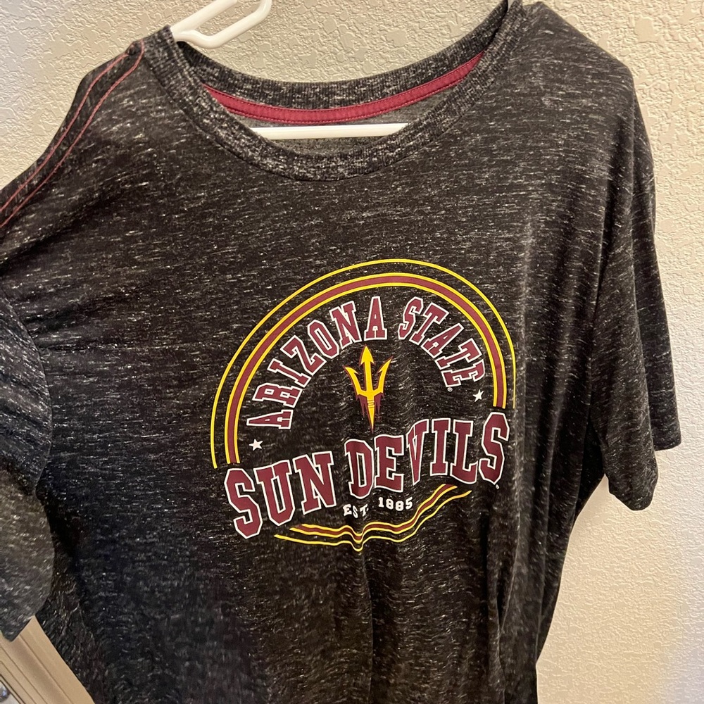 Colosseum Black and Gray Men's T-Shirt